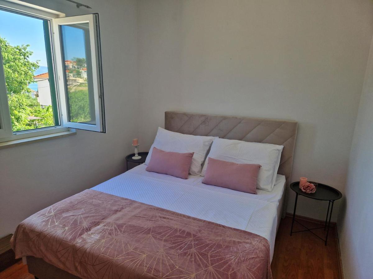 Holiday Home Nino With Amazing Swimming Pool Slatine Esterno foto