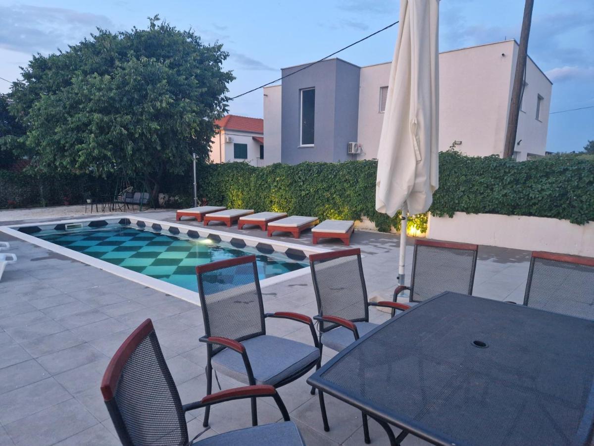 Holiday Home Nino With Amazing Swimming Pool Slatine Esterno foto